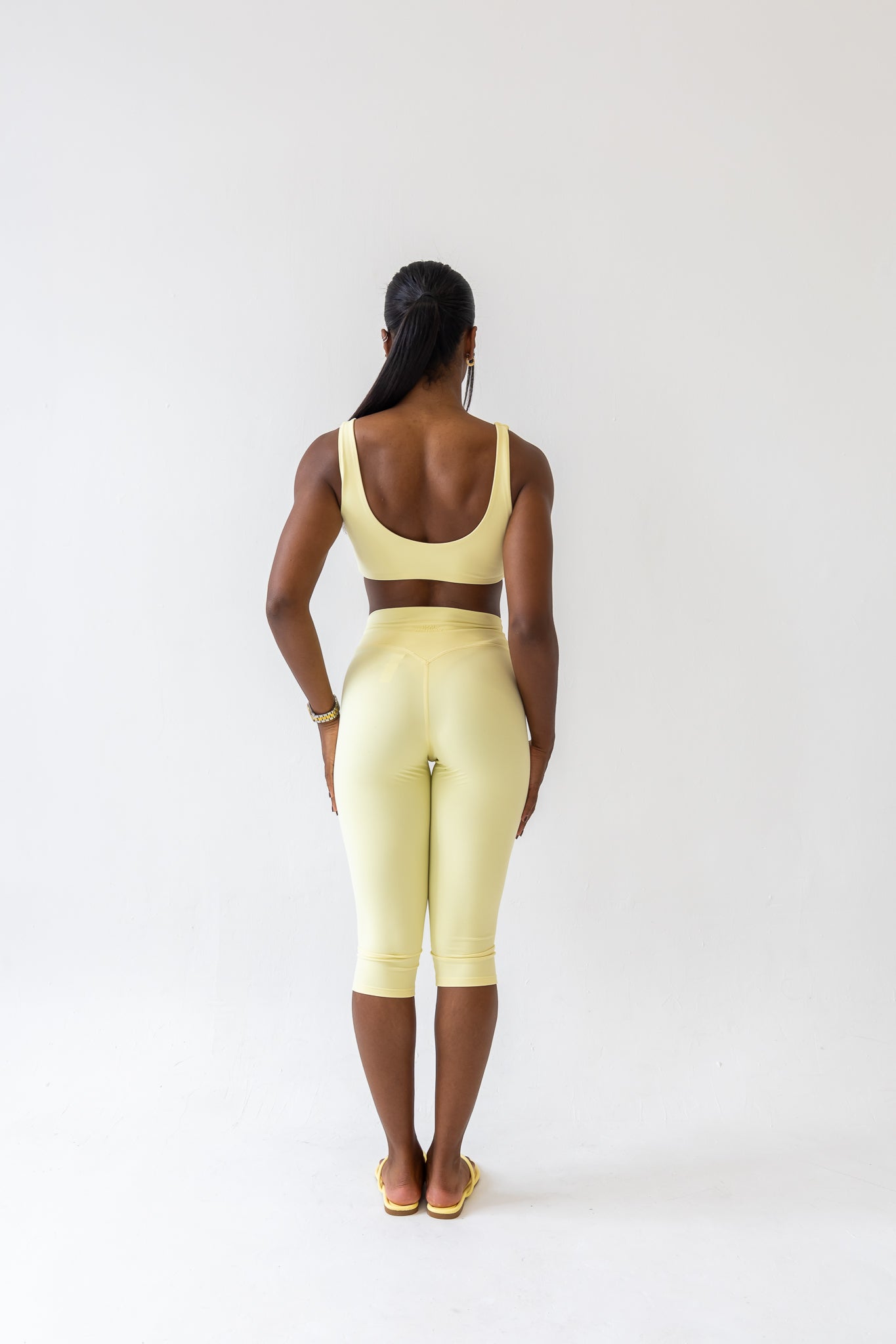 Butter Scoop Crop