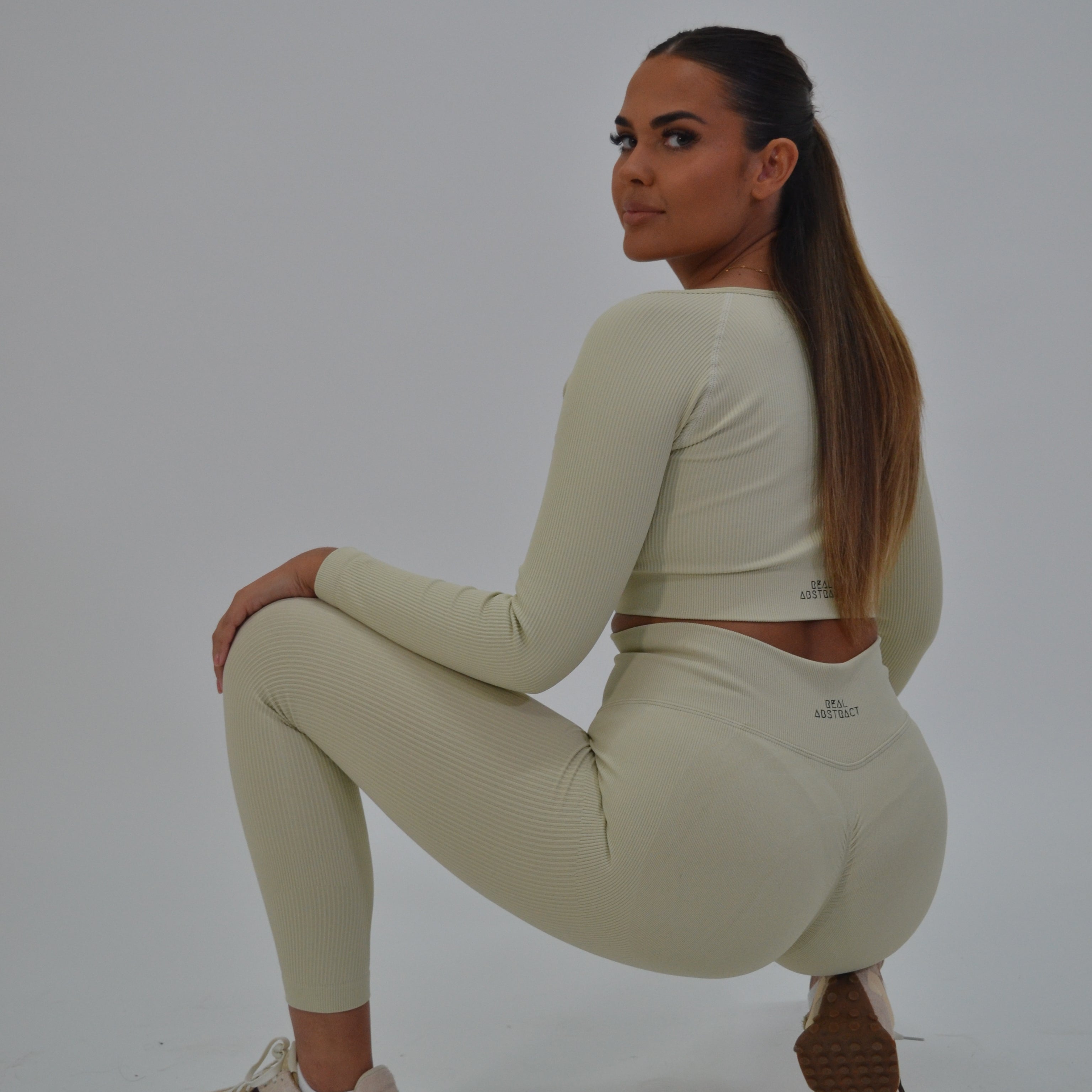 Sculpt Scrunch Bum Leggings - Beige
