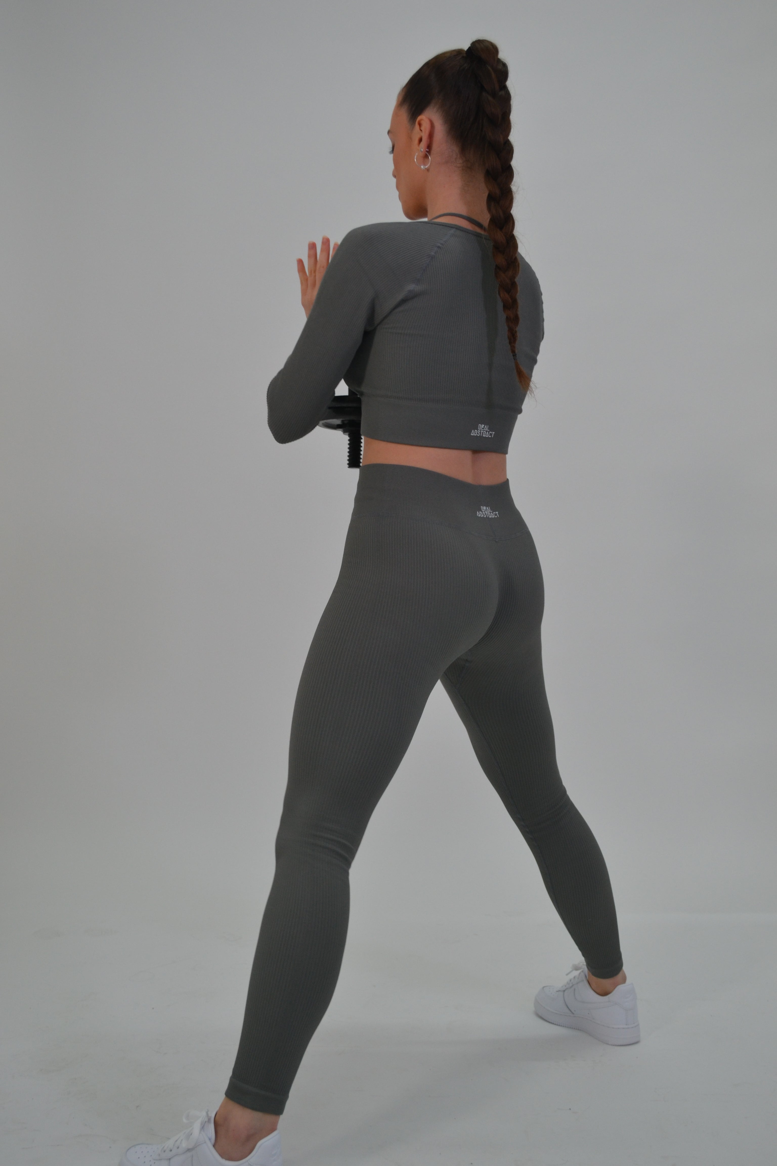 Contour Ribbed Long Sleeve Crop - Grey