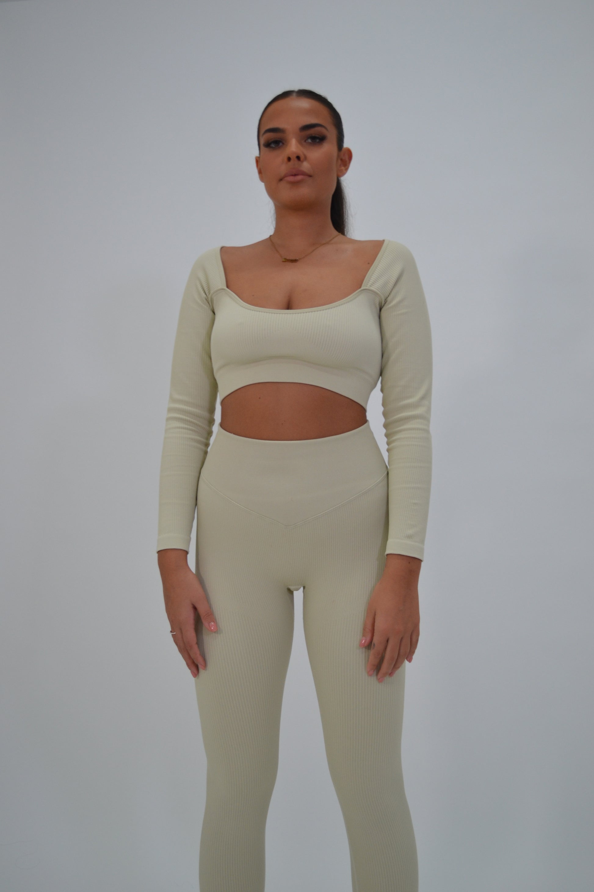 Sculpt Long Sleeve Crop - Beige