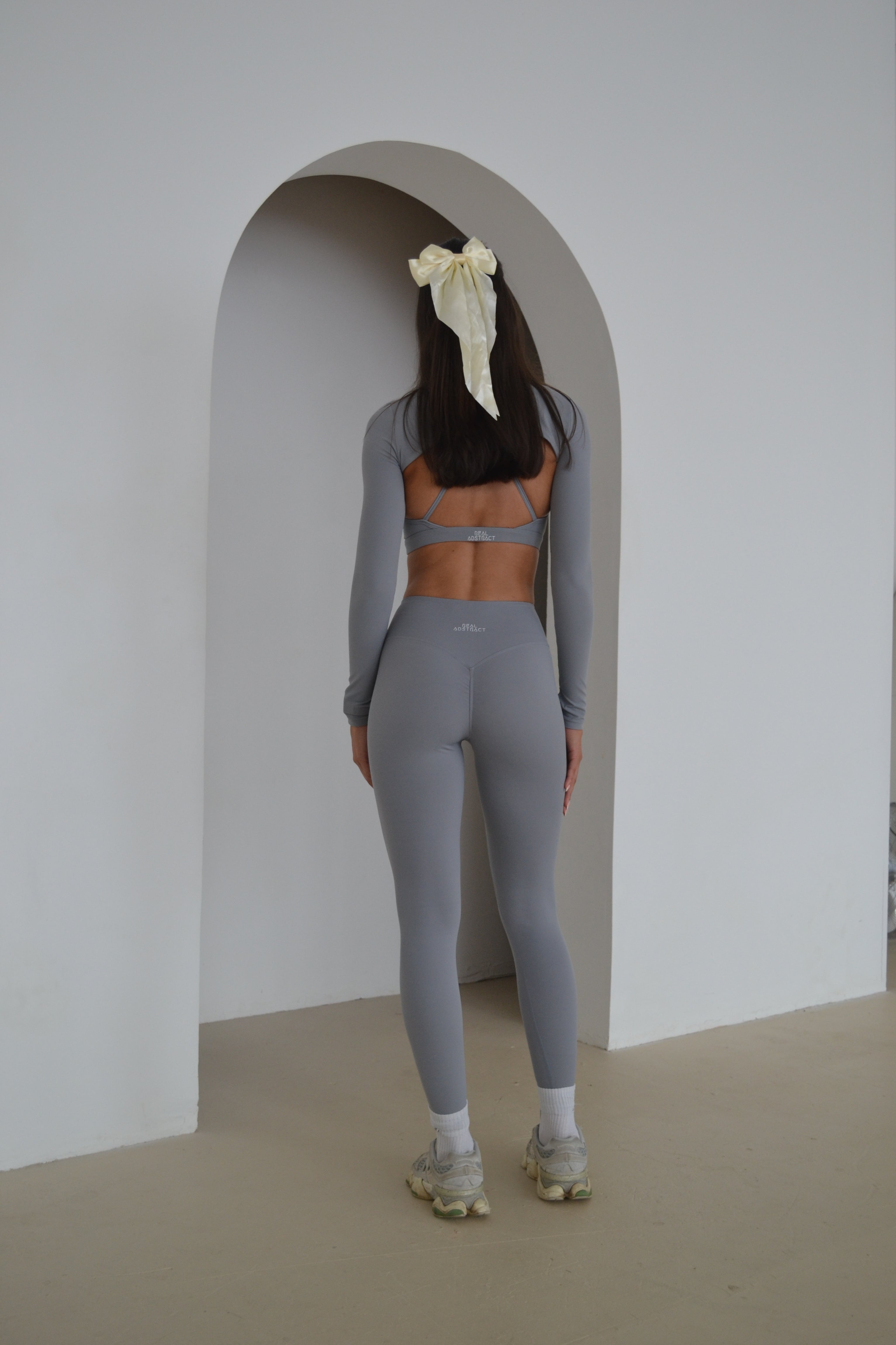 Grey second skin sleeves and crop