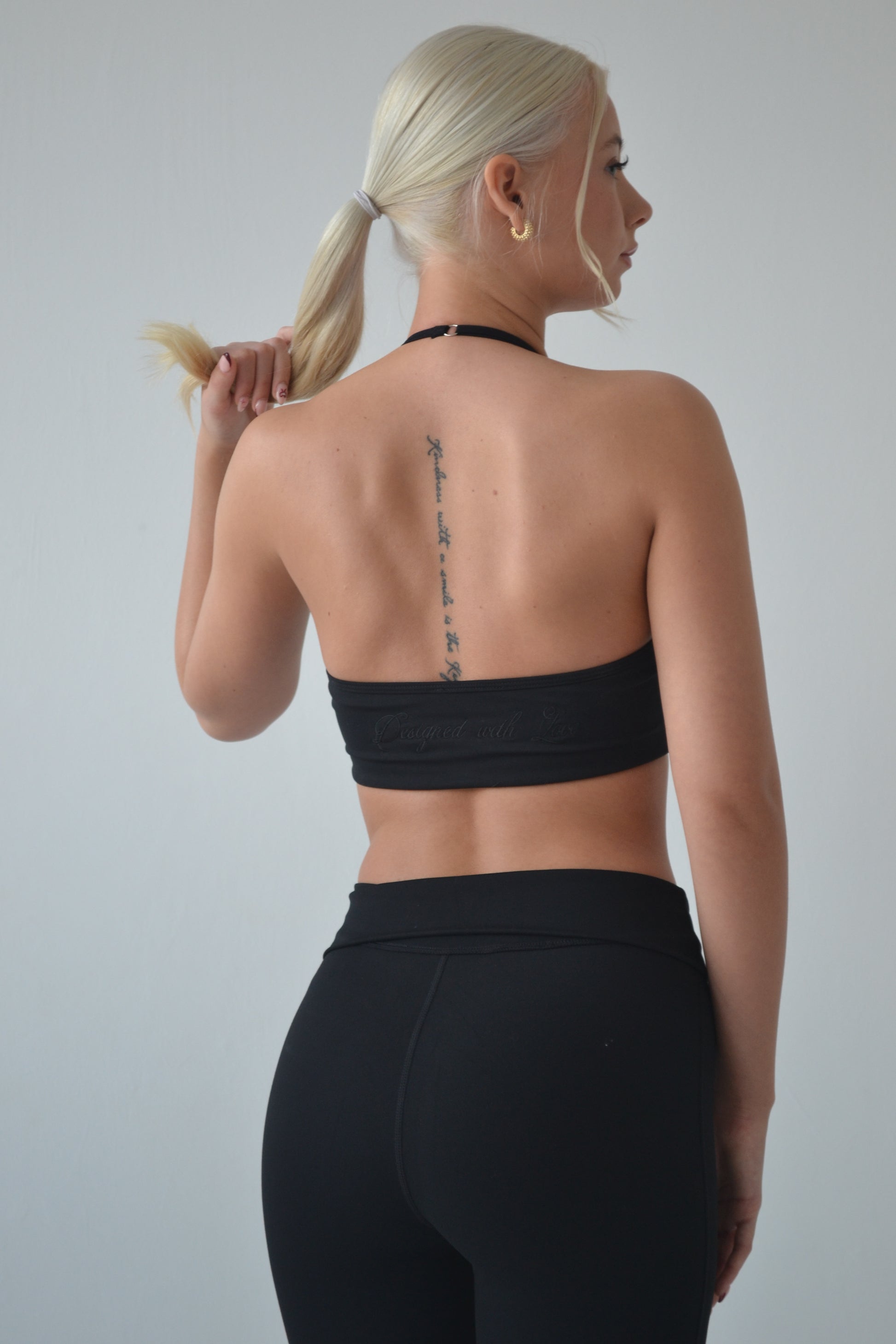 Black halter neck sports bra